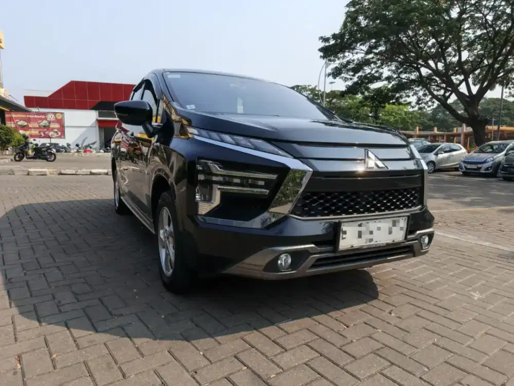 MITSUBISHI XPANDER SPORT AT HITAM 2022