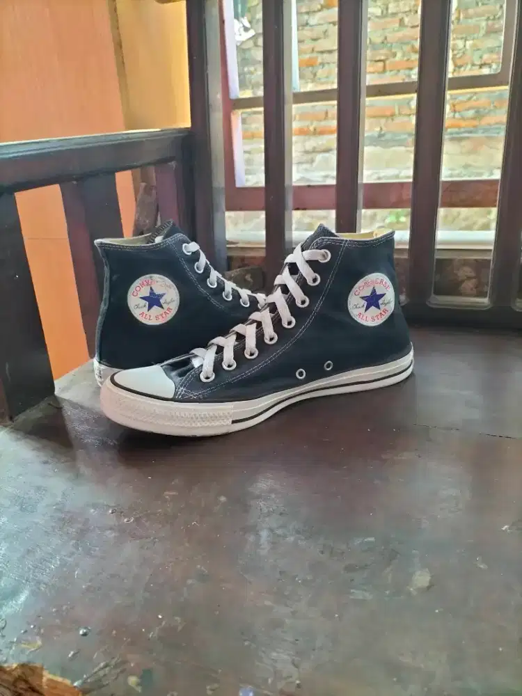 Converse black uk.42,5
