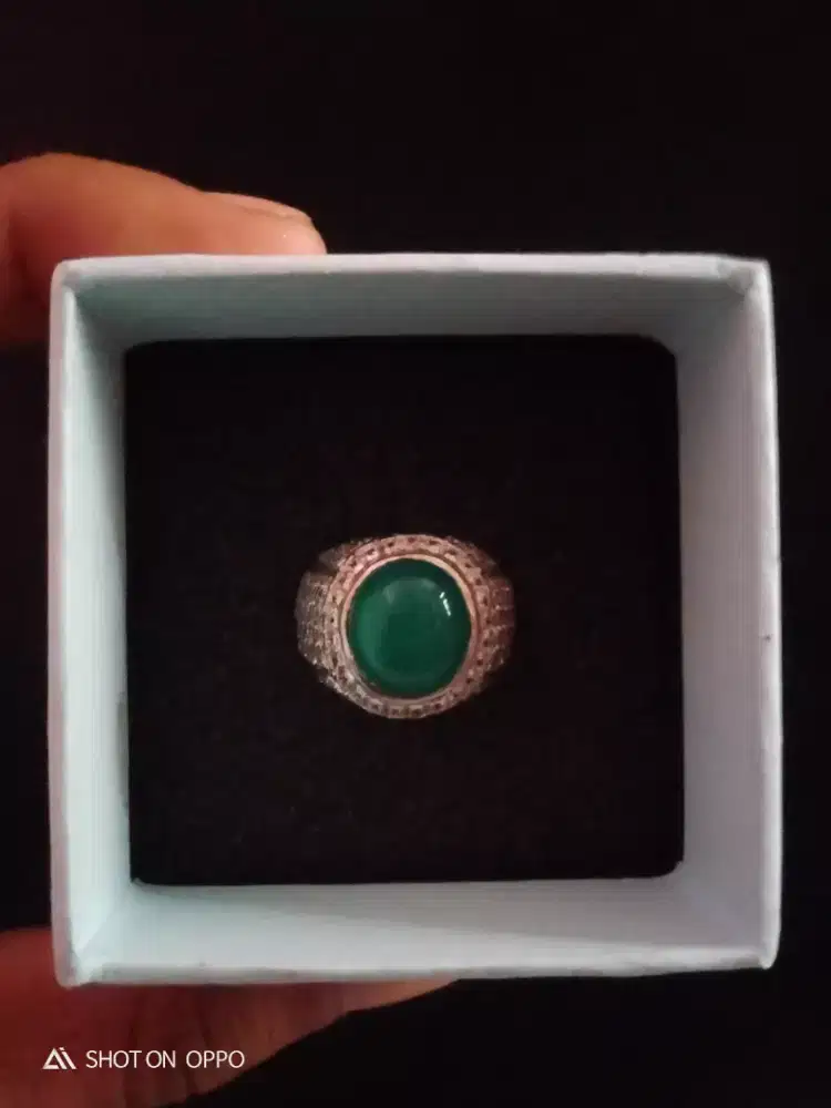 Batu akik bacan palamea natural
