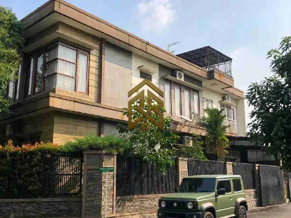 Rumah Siap Huni Bangunan Besar & Lokasi Strategis Di Pasir salam Bkr Bandung