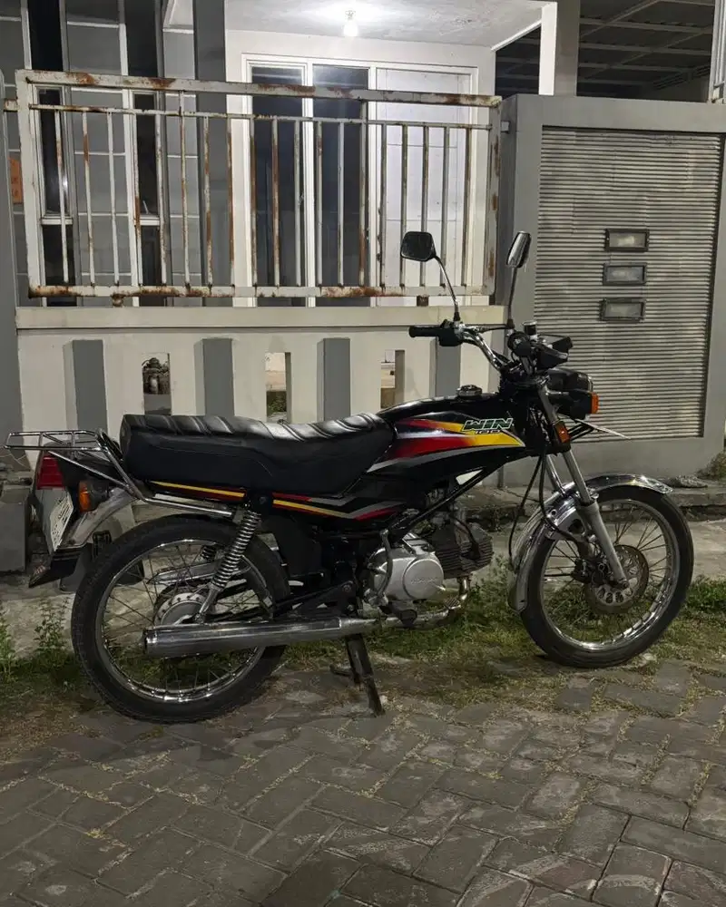 Honda win 100 tahun 2001