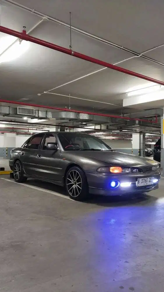 Mitsubishi Galant 1996 Bensin