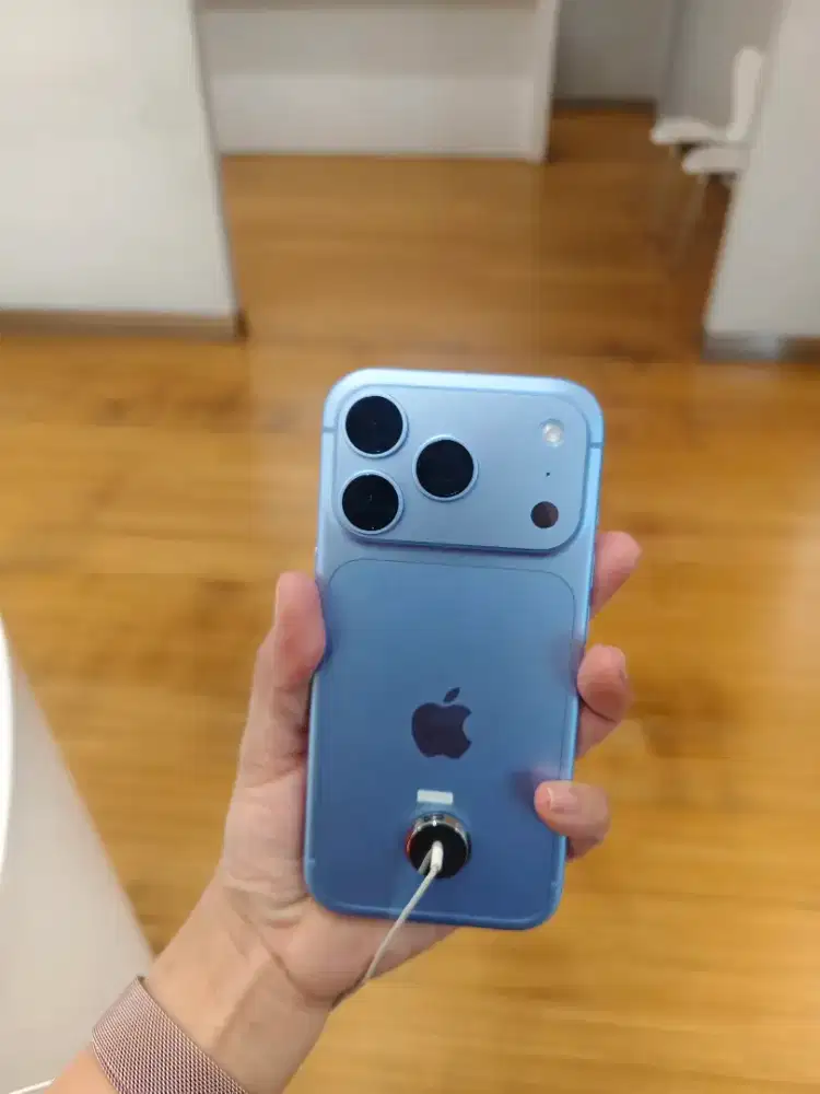 KREDIT IPHONE 18 PRO 256GB, CICILAN MODAL KTP