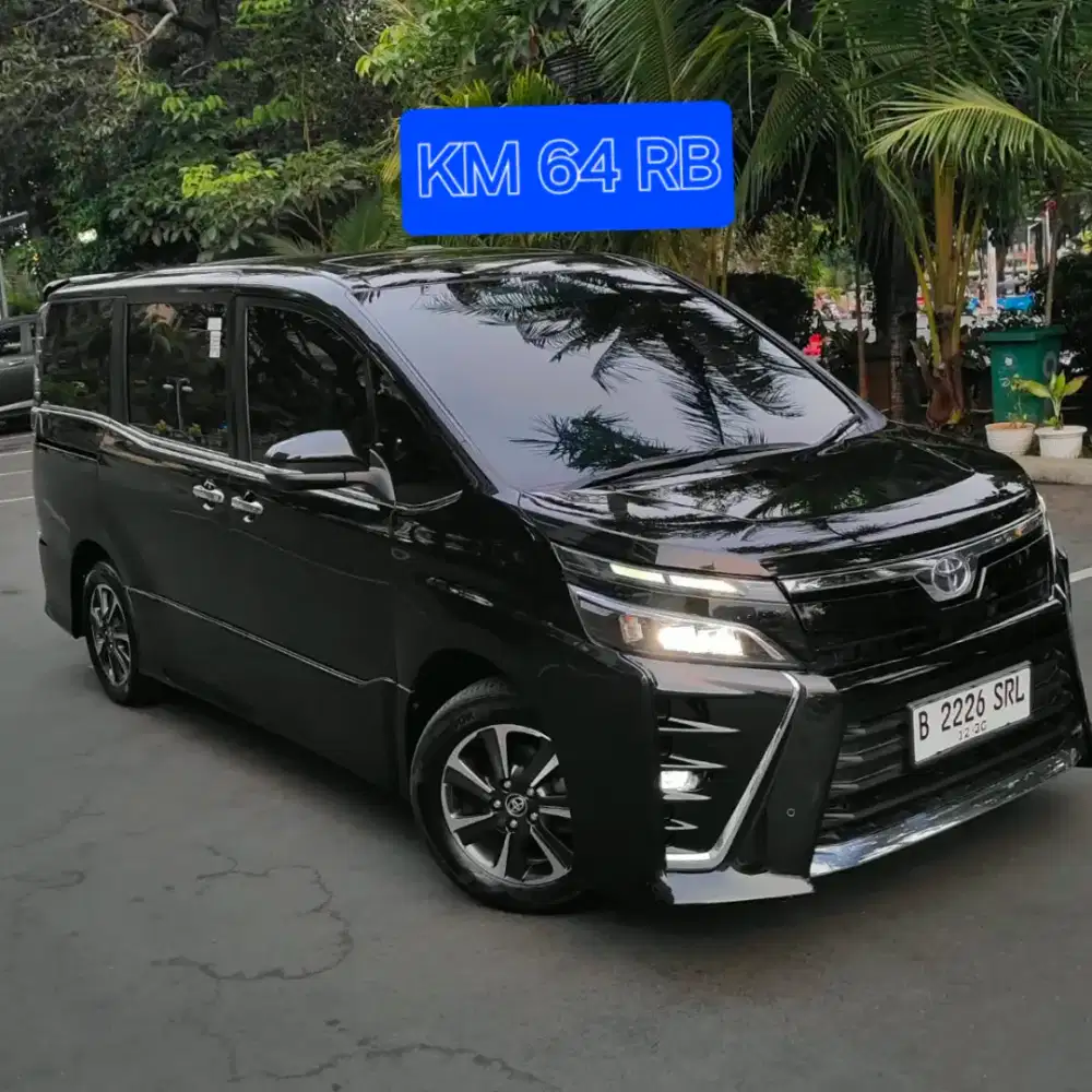 Toyota Voxy 2.0 NIK 2020 Hitam