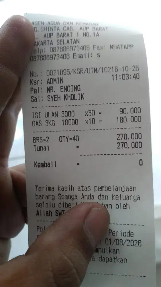 Dibutuhkan waiter/pelayan warung makan