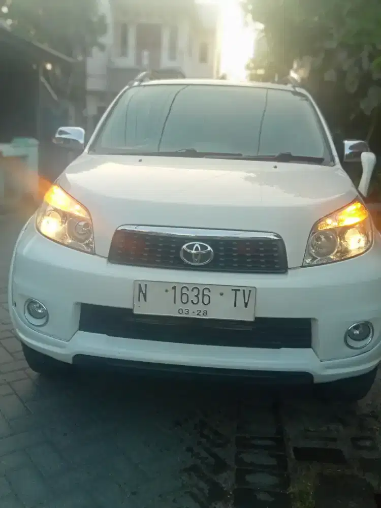 Toyota Rush S manual 2011 orian