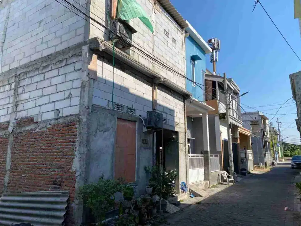 DI JUAL RUMAH 

JLN  : SEMEMI BARU VIII NO 24
KEL. : SEMEMI
KEC. : BENOWO
KAB  : SURABAYA