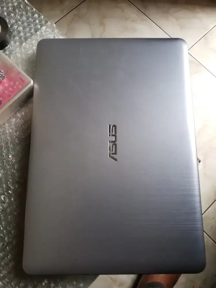 Laptop asus x441B 4/128