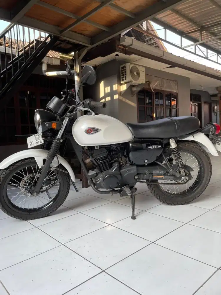 W175 2019  bintang dewata motor