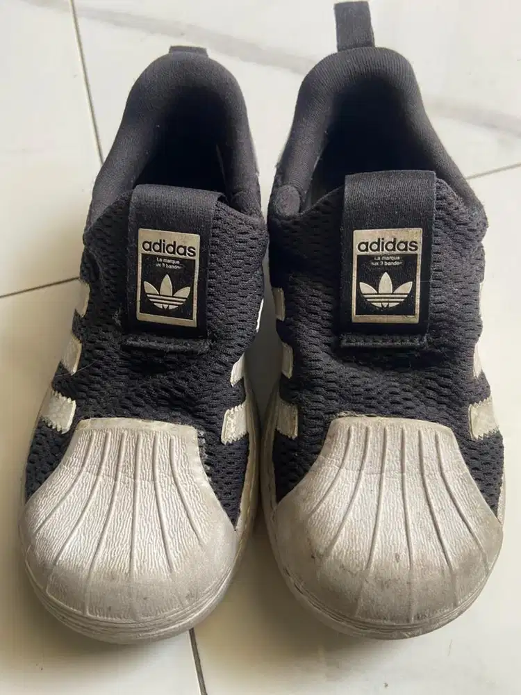 Sepatu adidas ciipung