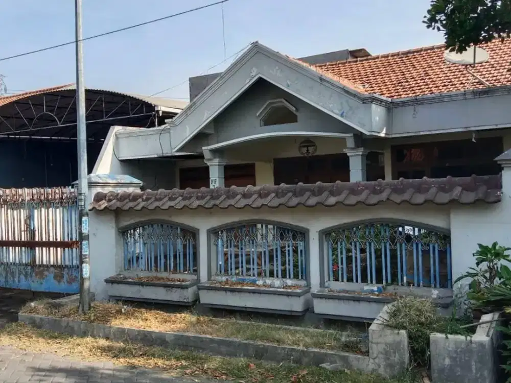 Dijual Murah Rumah Hitung Harga Tanah di Tenggilis Dekat Ubaya