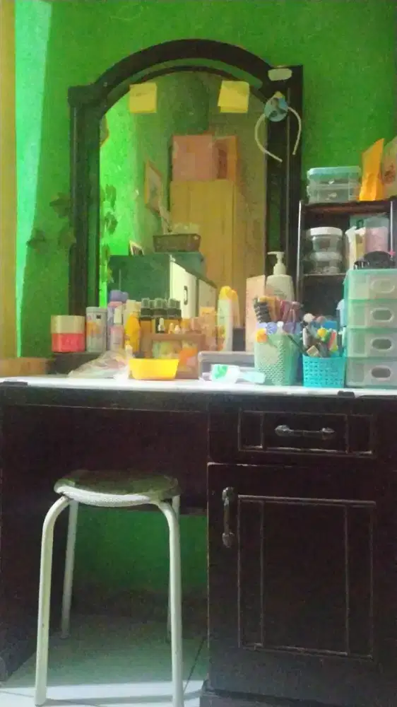 Dijual meja panjang dan meja rias