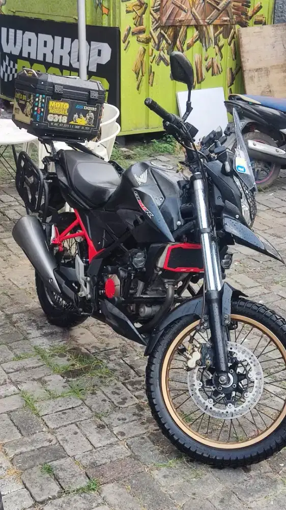 Jual motor CBR 150r
