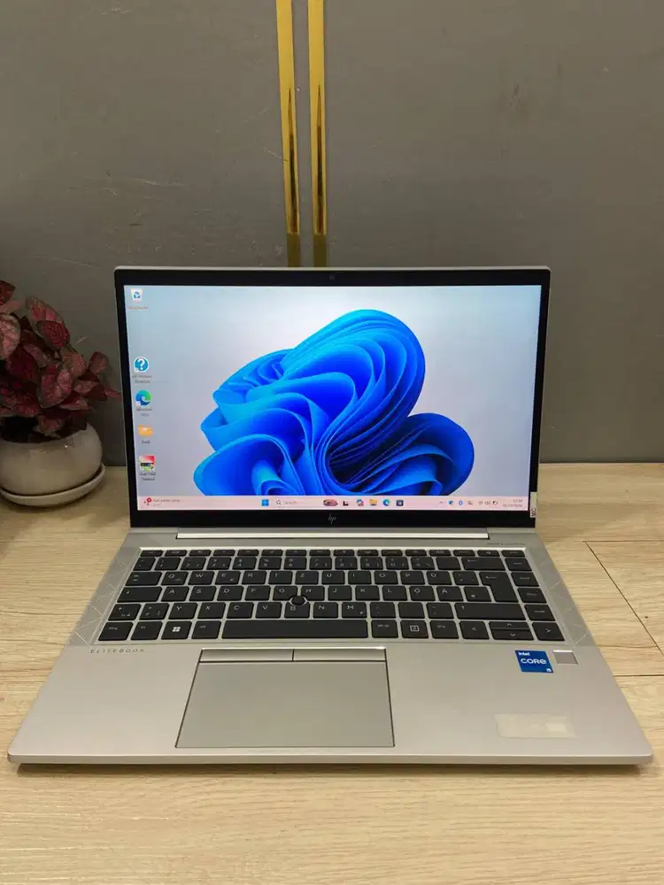 LAPTOP HP 840 G8 I5 GEN11 SSD 256GB LAYAR 14 INCH *ET