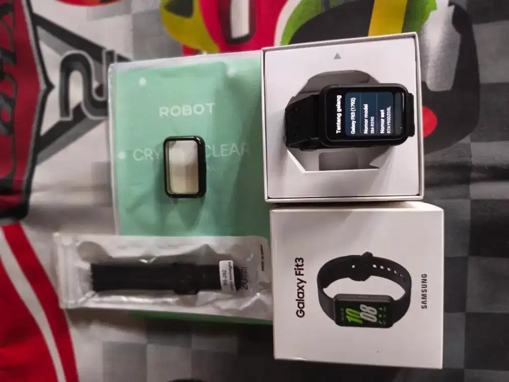 Galaxy fit3 fullset like new
