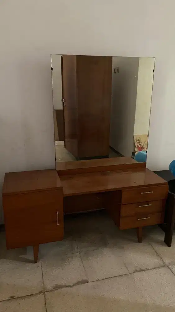 Meja Rias Jati vintage