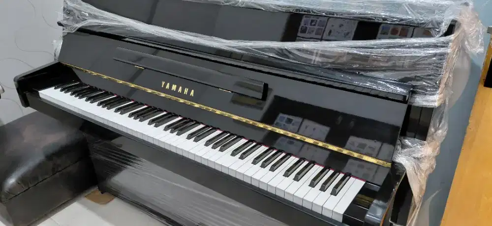 Piano yamaha LU110