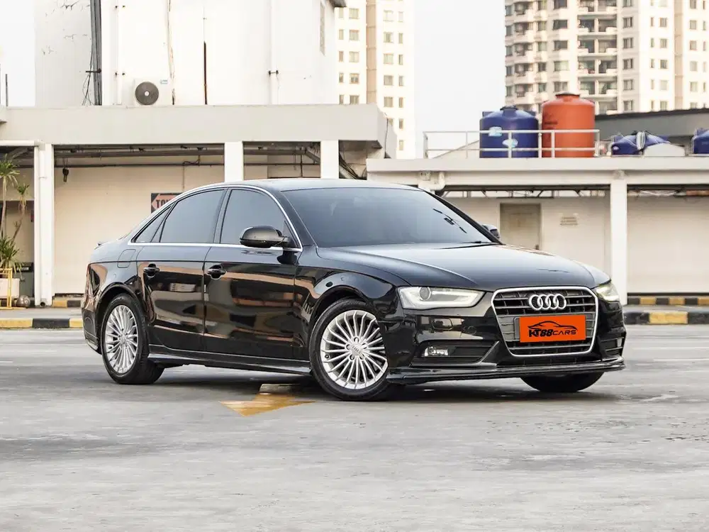 [BERGARANSI] AUDI A4 1.8T FACELIFT MATIC TAHUN 2012 LOW KM GENAP HITAM