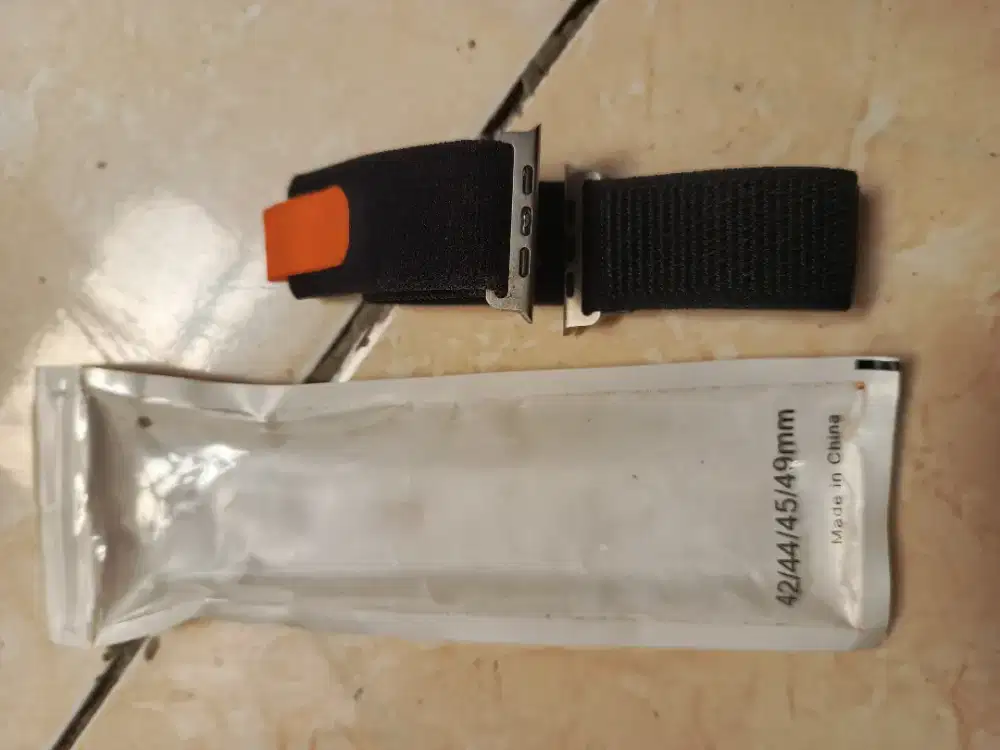 Tali Jam smartwatch Apple/samsung/sejenisnya uk.49 mm bhn kain& karet
