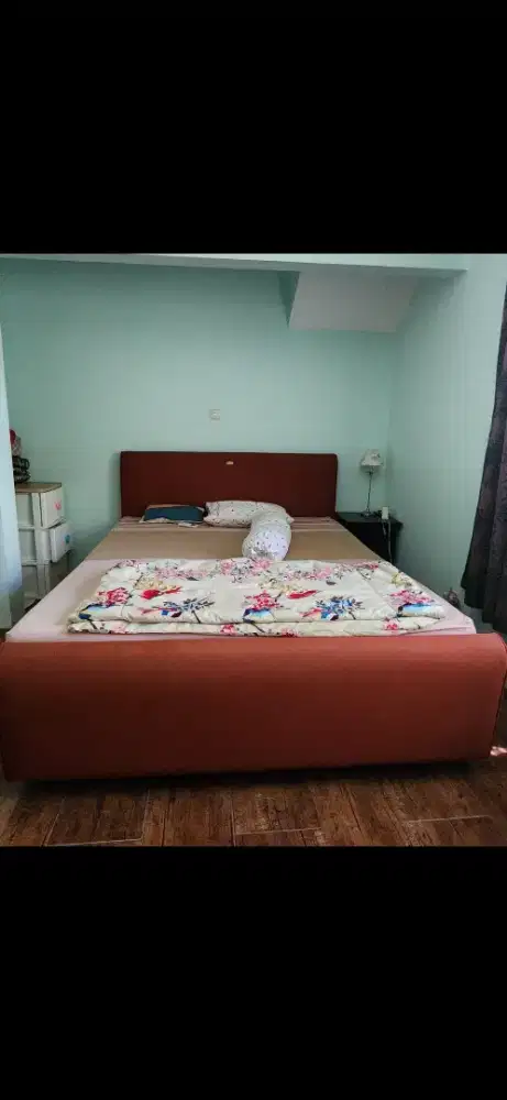 Kasur & Dipan bekas, KING SIZE, merk slumberland