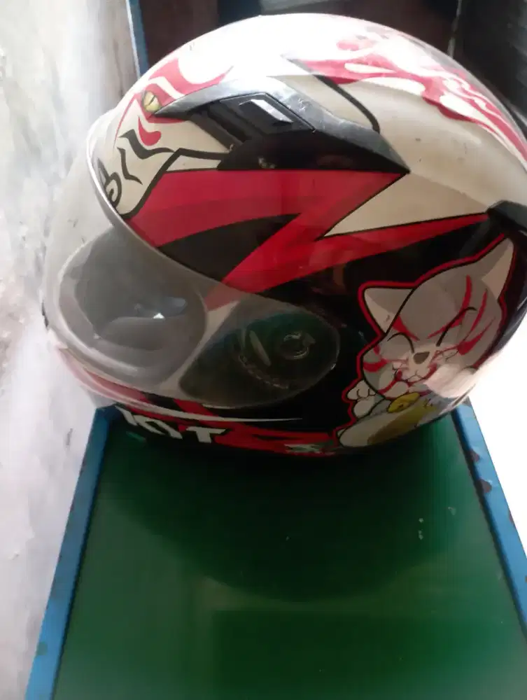 Full face KYT Kabuki cat R-10 ( Size M )