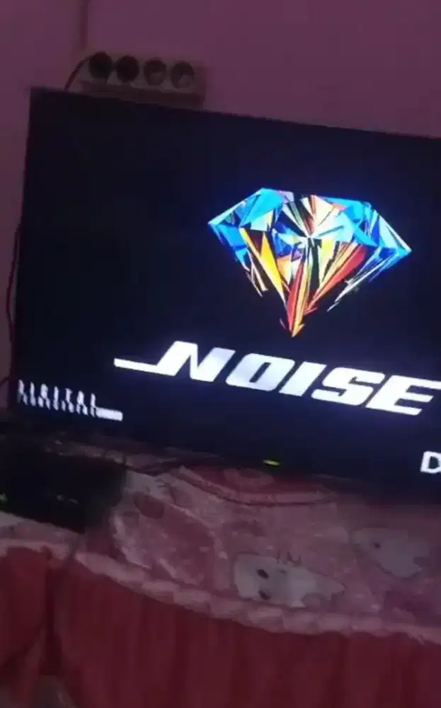 TV sharp 32 in plus STB no minus..
