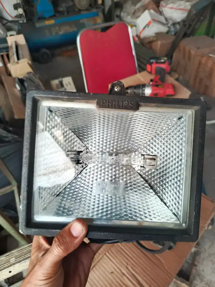lampu sorot philips 500 watt