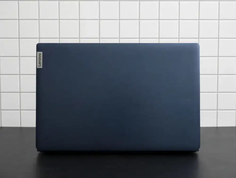 Laptop Lenovo Ideapad 1 15AMN7 AMD Ryzen 3 7320U RAM 8GB SSD 512GB