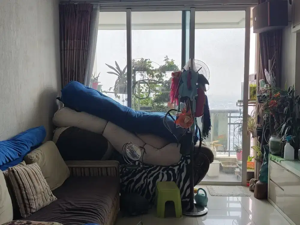 Di Jual Apartemen Central Park Residences 2 + 1 Bedroom Furnish