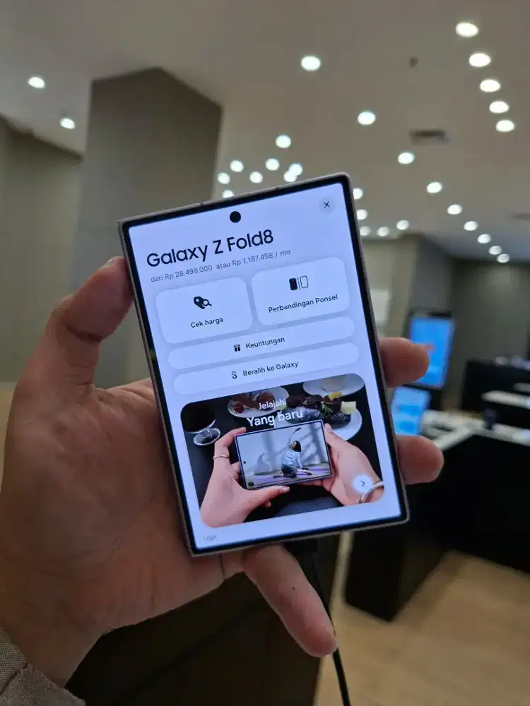 SAMSUNG GALAXY Z FOLD 8