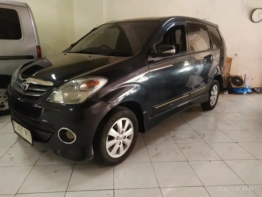 avanza S 1.5 metic 2009 hitam