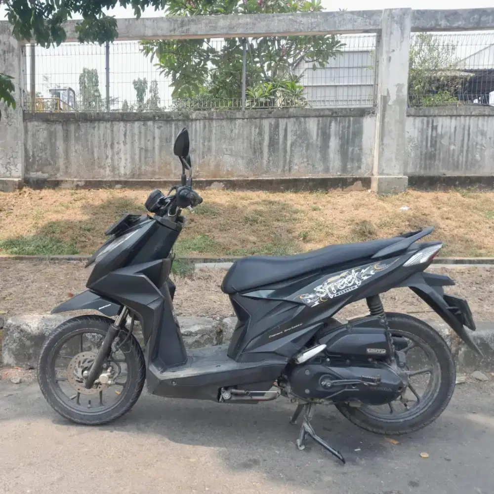 Honda beat street