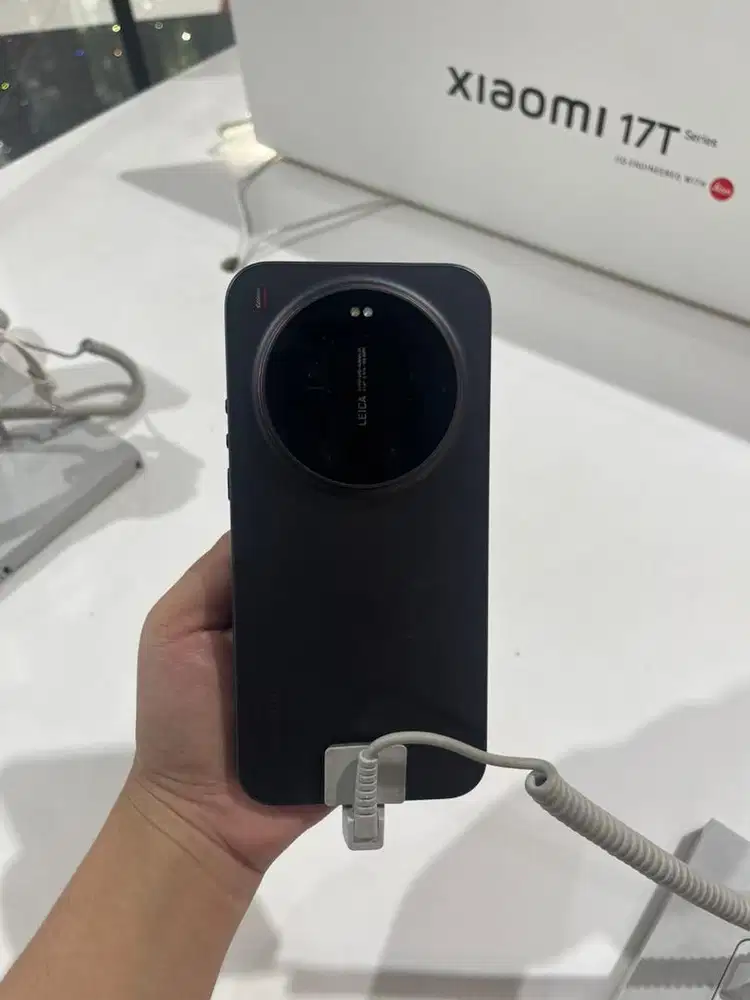 XIAOMI 17 ULTRA 16/512 FREE GIFT (OFFICIAL XIAOMI STORE BEC)