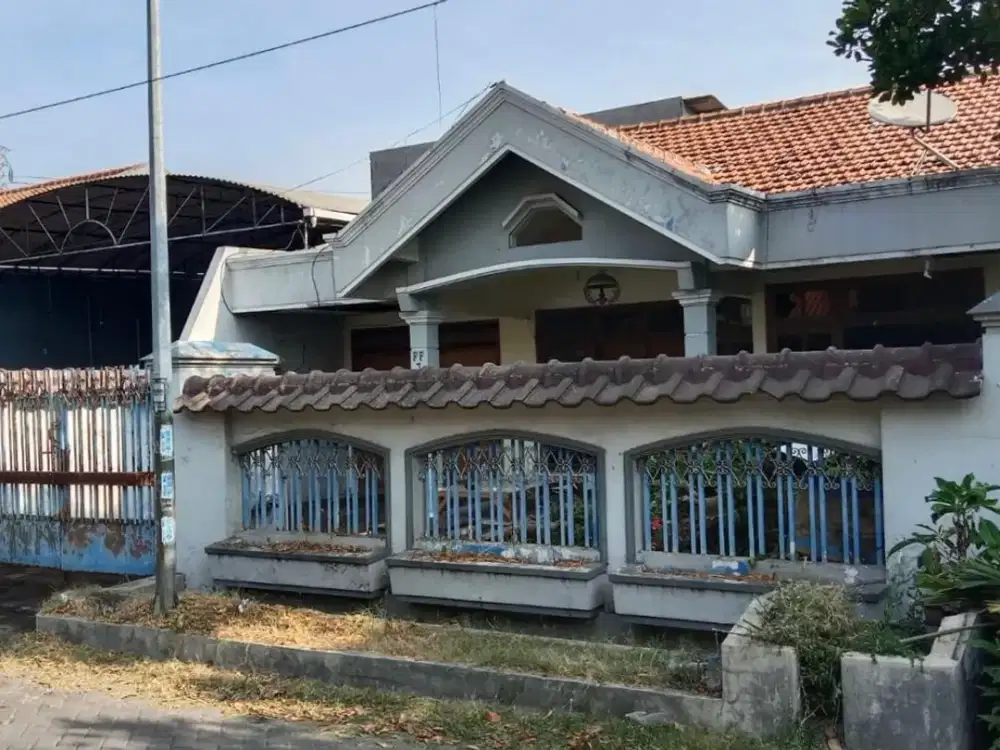 MURAH! Dijual MURAH Rumah HITUNG TANAH Tenggilis Timur