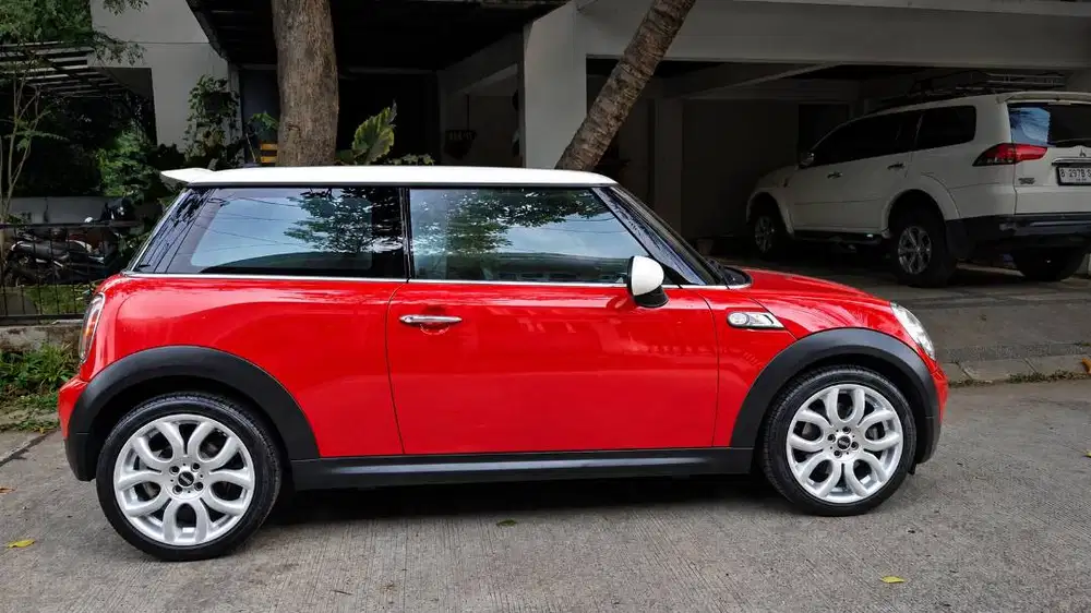 Dijual Mini Cooper S Turbo 1.6 AT 2010 R56 - Langka Istimewa, Pemakai