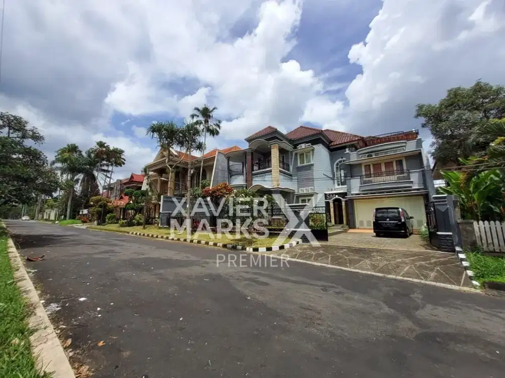 Dijual Rumah Modern Mewah dengan Private Pool di Puncak Dieng, Kota Malang