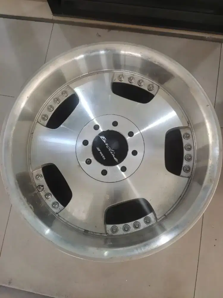 Velg mobil bekas harrier, fortuner dan mercy borongan