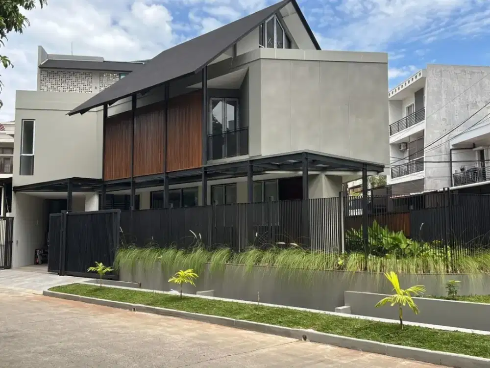 Dijual Rumah Mewah di Gading Indah Private Lift luas 237meter Kelapa Gading Jakarta Utara