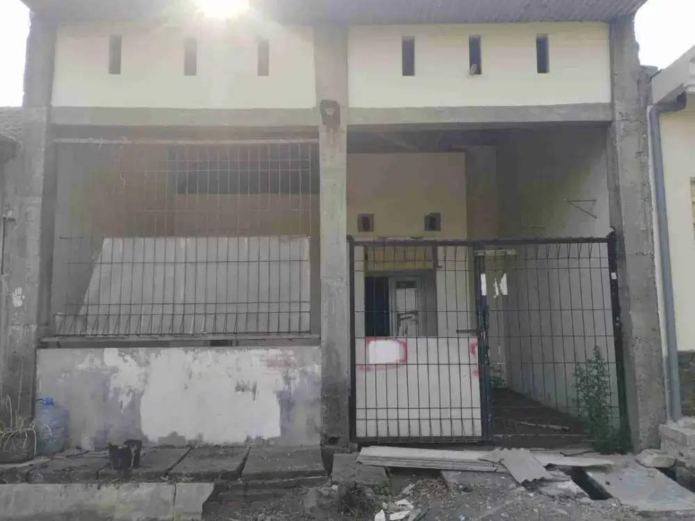 DI JUAL RUMAH 

PERUM ALAM SINGGAHSANA BLOK S/24
KEL. : BETITING
KEC. : CERME
KAB  : GRESIK