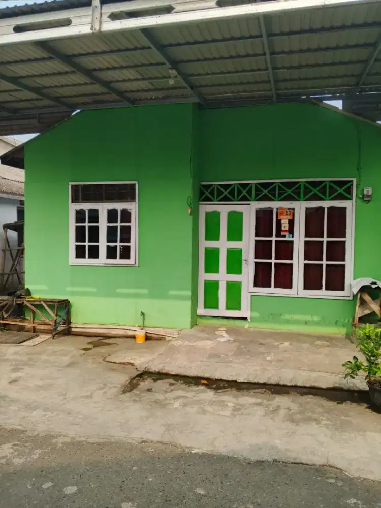 Di sewakan rumah