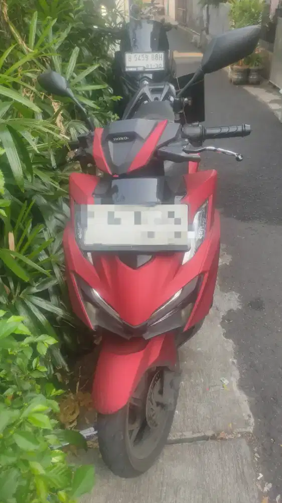 Jual motor Honda vario 160 tahun 2024