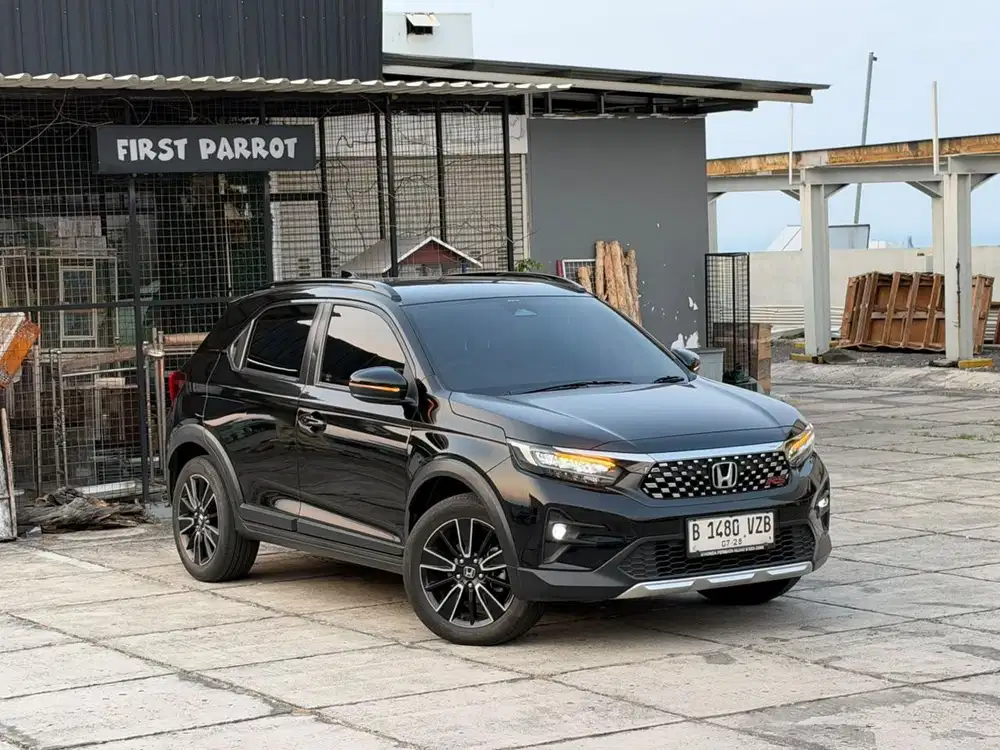 LOW KM 23rb‼️Dp 30jt WRV RS SENSING CVT MATIC 2023 ‼️ HONDA WR-V ANTIK