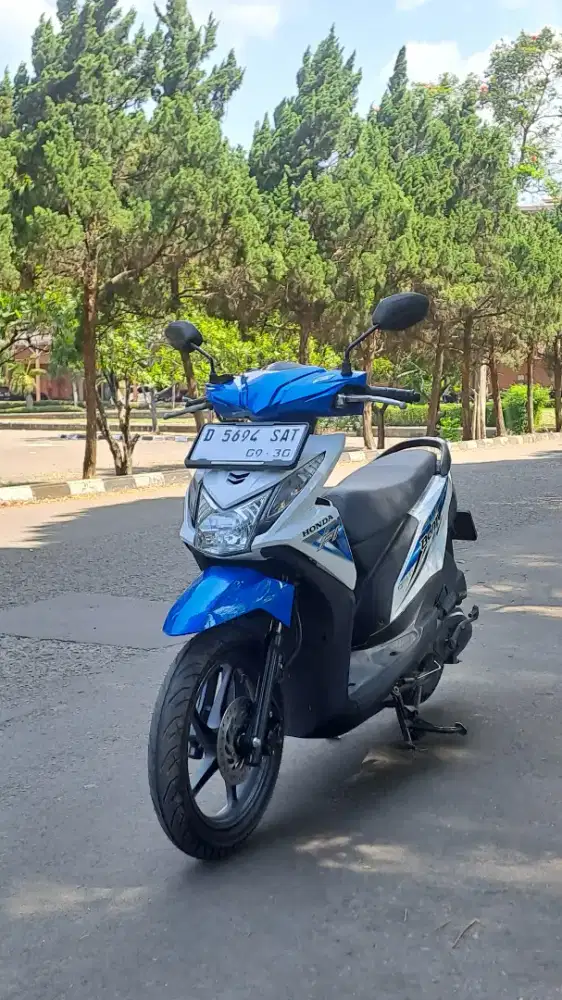 Jual cepet istimewa km 30rb beat FI 2015 stater halus