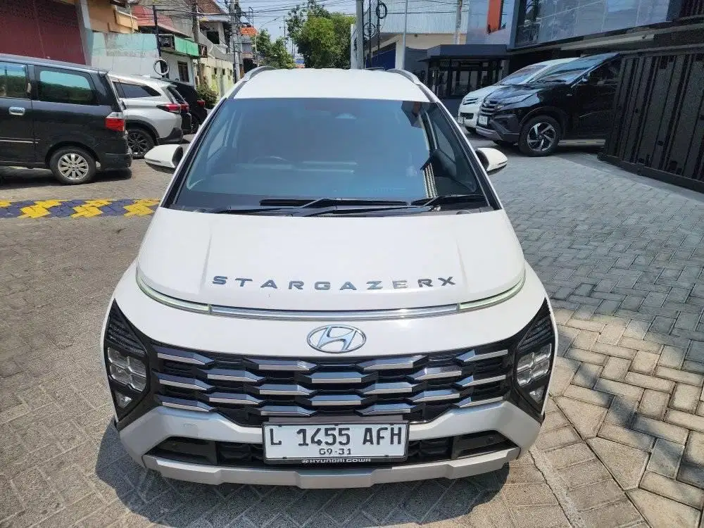 HYUNDAI STARGEZER X PRIME MATIC 2024 PUTIH KILOMTER 10 RIBU ASLI