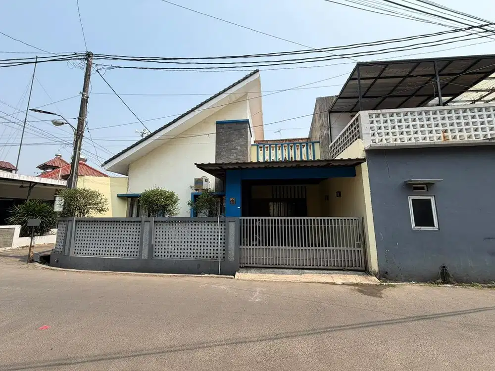 Dijual rumah hook + balkon 20M2 Bintaro Jaya,Griya pipit 6 blok b5/39