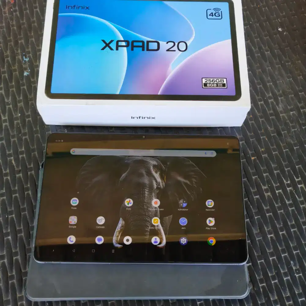 Infinix xpad 20 8/256 celluler