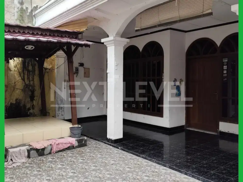 Dijual Rumah Simpang Darmo Permai Selatan