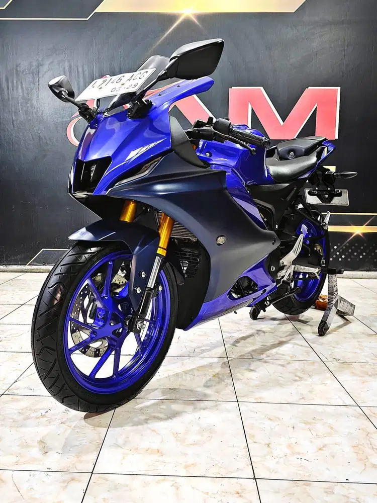 Yamaha R15 V4 Racing blue mewah th 2024. Anugerah motor rungkut tengah
