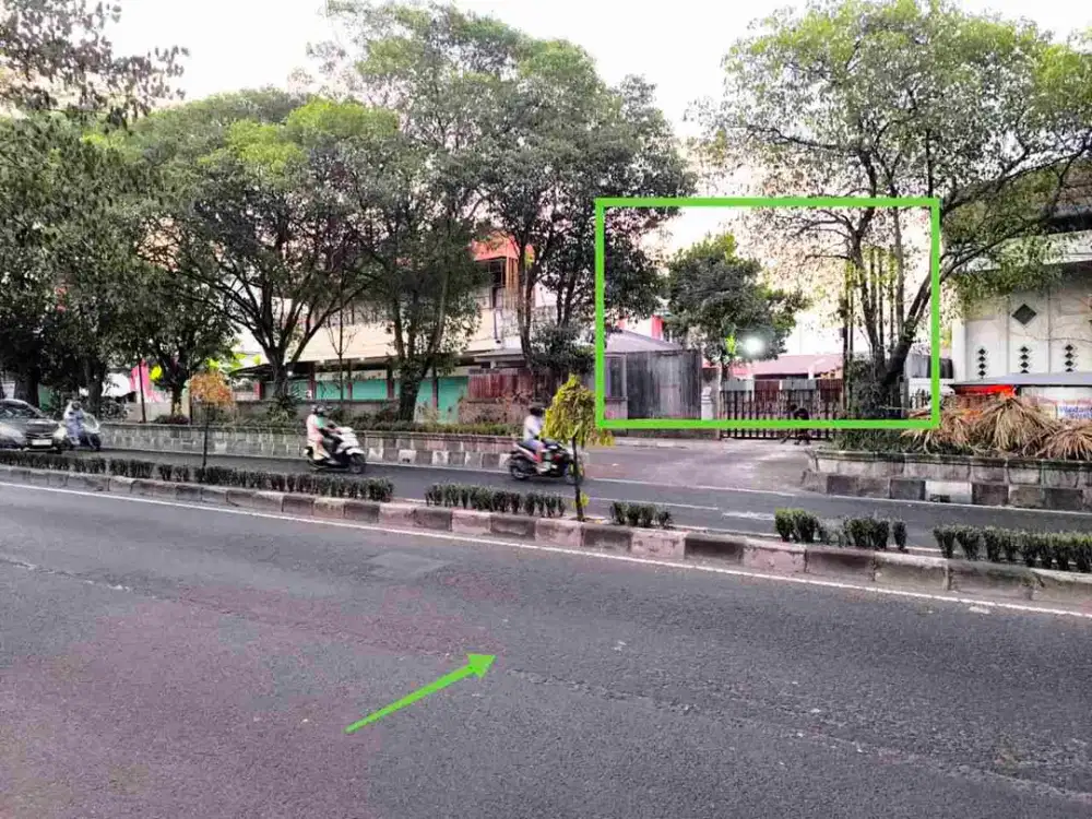 Tanah Luas Strategis dekat ke Kampus UNS di Jalan Raya Jebres Solo