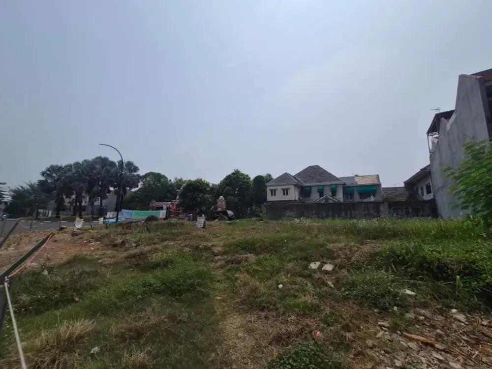 Disewakan lahan komersil hook di Raya Kota Wisata Cibubur, dekat Mall Living World
